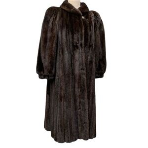 Beautiful vintage chocolate brown real mink fur coat size M/L